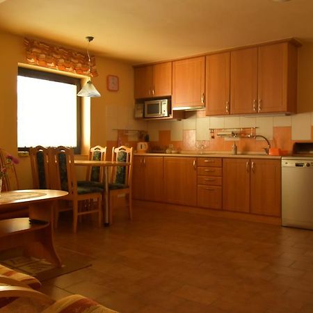 Za Kaplicku Guest House Hovorany Exterior photo